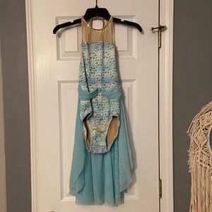 Blue contemporary dance costume.